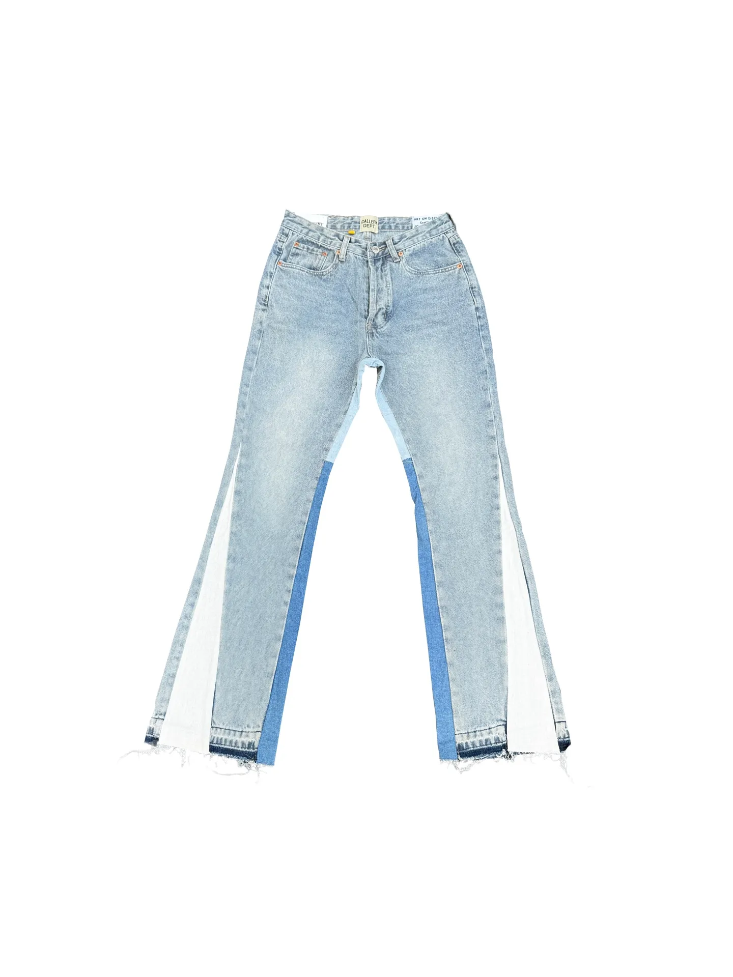 P246💰G11 GALLERY DEPT. Denim bell-bottoms, washed and distressed spliced ​​jeans. GALLERY is attracted by these bell-bottoms. Whether it is a reset of Carhartt or Levis, it creates a strong brand style. Since these pants are modified from rare vintage, the production capacity is limited. Therefore, after many icons wore them, these pants were once hard to find. Later, perhaps due to the improvement of GD's business in the past two years and the expansion of production lines, the brand itself lowered the price, so I can't wait any longer for these pants this year and will definitely buy them. During the process of the denim washing plant, the owner of the washing plant helped introduce a boss who had worked for Levi's foundry and started his own business. This also paved the way for the following styles. Therefore, Levi's remodeled single product for the base plate is really familiar. Whether it is the fabrics supplied or the lathes used in production, there is nothing to choose from. -Color: blue -Size: S-XXL (corresponding to 28-36)